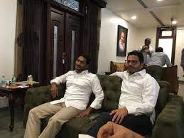 Political strategist prashant kishor hit out at bihar chief minister nitish kumar with whom he fell out over differences on jdu's. Prashant Kishor S 400 Strong Army Powered Jaganmohan Reddy S Padayatra To Victory Hyderabad News Times Of India
