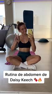 Reto de abdomen con Daisy Keech: Día 1