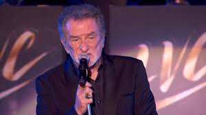 Azur pour se venger viellles de l? Les Vieilles Canailles On Veut Des Legendes Live 2017 Youtube