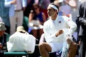 Federer, who turns 37 in august, signed his first contract with nike in 1994. Roger Federer Wears Uniqlo To Open Wimbledon Confirming New Partnership Vogue