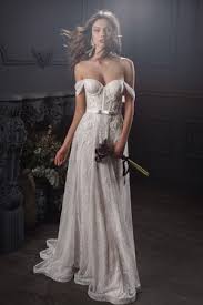 Check spelling or type a new query. Sexy Feminine Brautkleider Aus Spitze Und Tull By Lihi Hod Hochzeit Um 3