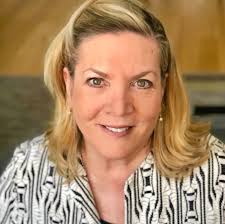 Bethany Rooney's Instagram, Twitter & Facebook