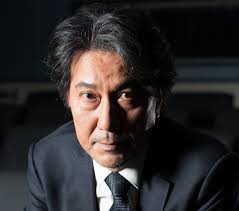役所広司主演、戦争反対でありながら真珠湾攻撃を指揮した山本五十六の実像に迫る!映画『聯合艦隊司令長官 山本五十六 －太平洋戦争70年目の真実－』予告編 ［見どころ］ 誰よりも戦争反対を訴えていながら、連合艦隊司令長官として真珠湾攻撃を指揮して成功に導いた山. å½¹æ‰€åºƒå¸ é˜¿éƒ¨ã‚µãƒ€ãƒ² è¦æ½¤ èŠ¸èƒ½äººã® å‰è· ã‚¢ãƒŠã‚¿ã¯ä½•äººçŸ¥ã£ã¦ã‚‹ 1 2 Dot Aera Dot ã‚¢ã‚¨ãƒ©ãƒ‰ãƒƒãƒˆ