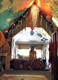 Make sharing a room fun and convenient with this twin bed loft bedroom. Loft Low Ceiling Attic Bedroom Ideas Novocom Top