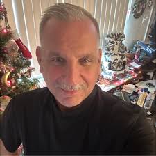 When did Cousin Eddie's RV first appear in the movie?