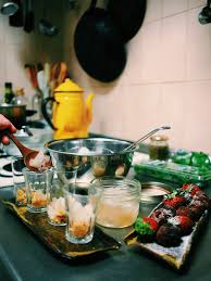 Here's how to take the flavours and turn them into a fun, colourful dinner party menu at home. Be Our Guest Tips For Hosting An Authentic Japanese Dinner Party Savvy Tokyo