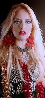 Annalee Payne's Instagram, Twitter & Facebook