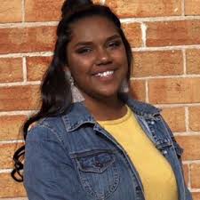 Kiah Edwards's Instagram, Twitter & Facebook