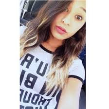 Olivia Valle (oliemarie02)