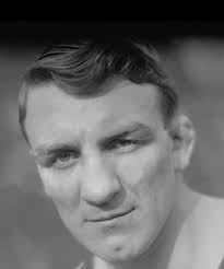 Fred dyer welterweight cardiff Fred was welsh welterweight champion and was  known as the singing boxer