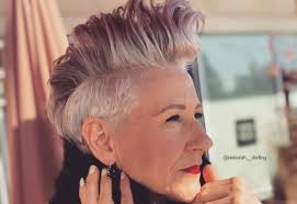 While gray is definitely chic and trendy, adding a chunk of black to it gives the hair a special spark. 40 Cute Youthful Short Hairstyles For Women Over 50
