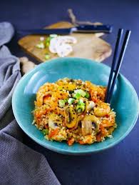 Riz Saute Aux Crevettes Legumes Ail Et Gingembre La Cerise Sur Le Maillot Recette Riz Au Crevette Riz Saute Gingembre Recette