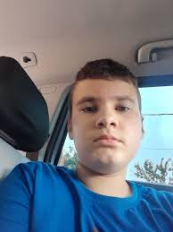 Darius Holt in people