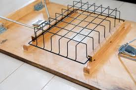 セリア品を貼るだけ テーブル下に引き出しをdiy インテリア 収納 ダイニングテーブル 収納 収納 アイデア