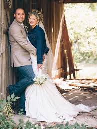 All wedding accessories wedding dresses wedding hairstyles wedding makup wedding rings wedding shoes. 22 Country Chic Wedding Hairstyles For Long Hair