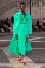 Laura Biagiotti Spring 2021 Fashion Show The Impression Color Trends Fashion Fashion Mint Fashion