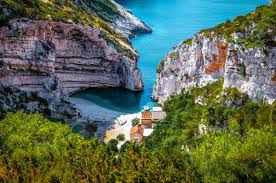 Along the makarska riviera, stretching south along the rocky coast from split, some of croatia's most famous beaches spread out against the backdrop of the biokovo mountain range. Top 25 Beaches In Croatia Secret Sandy Popular Beaches Daily Travel Pill
