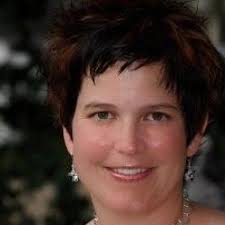 Lesley Summers Loughlin