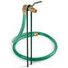 It stands between 2 and 4 feet high, and only weighs between 3 and 6 pounds. 1