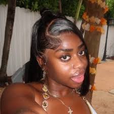 Logan Twomey's Instagram, Twitter & Facebook