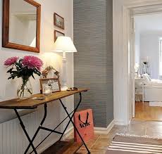 15 Modern Entryway Ideas Bringing Console Tables Into Small Rooms Entryway Table Modern Foyer Decorating Contemporary Hallway