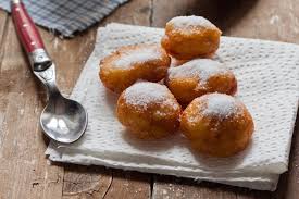 Le zucchine sono di facile digestione. Ricette Di Carnevale Le Frittelle Di Riso Senesi Di Giulia Scarpaleggia