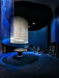 Beauty From The Depths Of The Earth The Art Science Of Gems By Van Cleef Arpels In Singapore Yatzer Exhibition Design Interior Design Magazine Exhibition