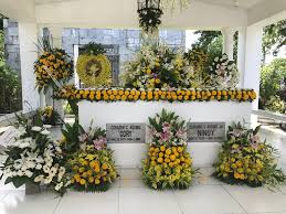 Death and funeral of corazon aquino. Inquirer On Twitter Look Flowers Surround The Tomb Of Ninoy And Cory Aquino On Cory S Death Anniversary Aug 1 Cmirandainq Https T Co Ma7exmllpz