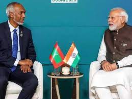 विवादों के बीच भारत-मालदीव की अहम बैठक, भारतीय सैनिकों की वापसी पर आया ये  बड़ा अपडेट | Zee Business Hindi