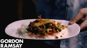 When he's finished, ramsay presents the dish to chang, asking for his approval. Thai Celebrity Chef Mcdang Gordon Ramsay Youtube