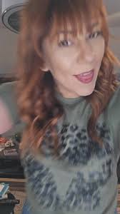 Hey guys!! today started crazy, dance through the stress!! Happy Holidays  😊 #thesecret #fypシ゚viral #dvsurvivor #ifykyk #30singlelife