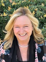 Amazon.co.jp: Short and Sweet A Different Beat : King, Susan Cheeves, King,  Susan Cheeves: Foreign Language Books