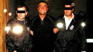 Mafiaboss sedat peker mischt die türkische politik auf. Warum Der Turkische Mafiaboss Sedat Peker Das Schweigegelubde Bricht