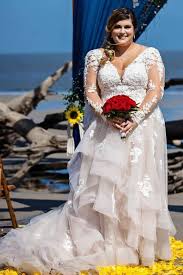 Plus Size Wedding Dresses For The Most Beautiful And Curvy Brides Plus Wedding Dresses Wedding Dresses Ball Gown Wedding Dress