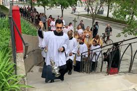 Quebec bishops slam proposed public prayer ban - Anglican Journal