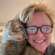 Jackie Power 💙 (@jaspower)