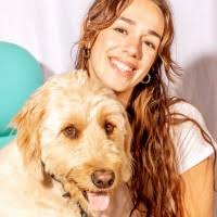 200+ profilů „Doulos“