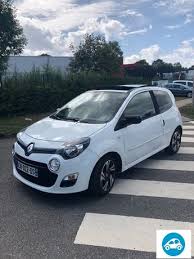 At the 2011 iaa in frankfurt, renault unleashed a facelifted twingo range onto the world. Achat Renault Twingo 2 D Occasion Pas Cher A 6 500