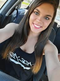 Day two at Country Thunder was so much fun I got to meet @grangersmith and  @maddieandtae and I caught @lukecombs guitar pick(: Belt @walletbuckle Use  Code "KENZALL" for free shipping Tank @yeeyeeapparel