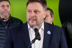 Javier Milei, tras el triunfo de Adorni en la Ciudad: "Hoy se tiñó de  violeta el bastión amarillo"