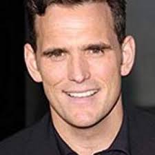 Guru Bob (played by Rupert Friend) outfits