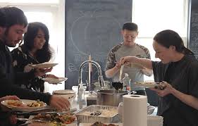 the lunch table: the low tech