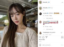 Itulah artikel kali ini tentang nama grup chat whatsapp yang bagus dan estetik untuk persahabatan dan keluarga semoga bermanfaat, jika ada yang kurang mohon maaf. 5 Nama Akun Instagram Artis Korea Yang Susah Dibaca Ternyata Punya Arti Tersembunyi