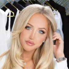 Hailey Weiner's Instagram, Twitter & Facebook