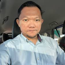 Tersembur kopi aku pagi ni 🤣🤣🤣🤣