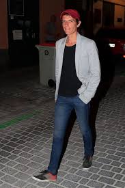 Este lunes 23 de septiembre el ayuntamiento de alcoy, la tierra que vio nacer a camilo sesto, instalaría una capilla ardiente a la que serían trasladadas las cenizas del cantante para rendirle homenaje, sin embargo, el acto fue cancelado porque camilo blanes, el hijo del artista. Camilo Sesto Un Legado Sin Resolver Un Ano Despues De Su Muerte