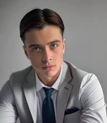 I recently came across a young entrepreneur here in Daventry, the owner of  Dirty Detailing UK, already building his own business at such a young age  of 16! I decided to help