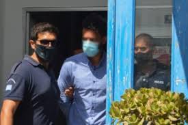 Συγκλονισμένη είναι η μουσική κοινότητα στη θεσσαλονίκη απο τον τραγικό θανάτο του 48χρονου dj αντώνη καραγκούνη, ο οποίος σκοτώθηκε από ηλεκτροπληξία την τρίτη το βράδυ. Akdhldam0tuoom