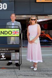 We did not find results for: Fashion Looks Der Style Von Grafin Sophie Gala De