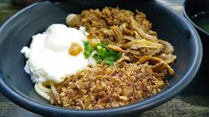 I knew very little about tania but i did remember from past interactions on social media that she was a fan of hakka pan mee, so i decided we would make that. Restoran Super Kitchen Chilli Pan Mee Kuala Lumpur Menu Prices Restaurant Reviews Tripadvisor